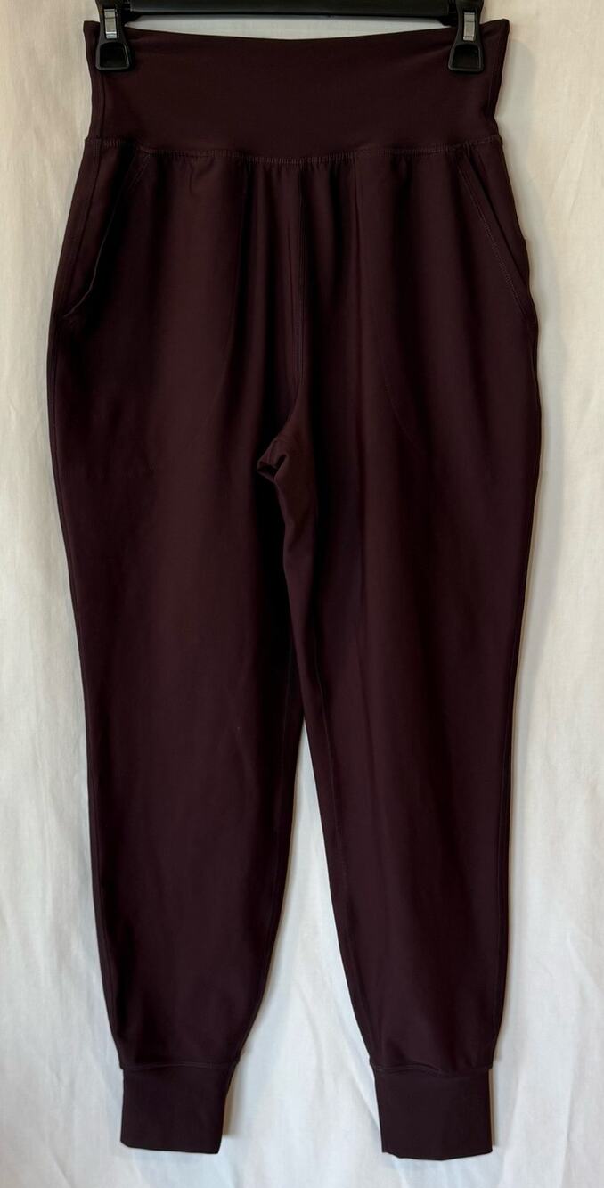 Old Navy Women's High-waisted power soft joggers with pockets plum size small